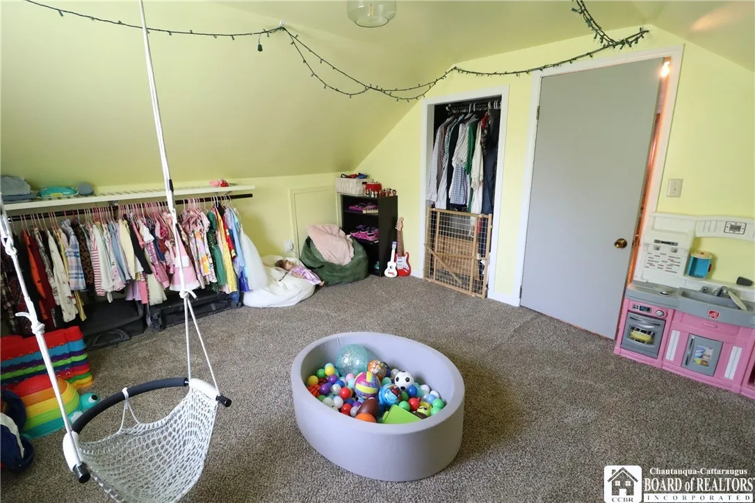 6554 Sherwood Lane, Boston, New York 14025, Boston, New York 14025, 3 Bedrooms Bedrooms, 6 Rooms Rooms,1 BathroomBathrooms,Residential,For Sale,6554 Sherwood Lane, Boston, New York 14025,R1622498