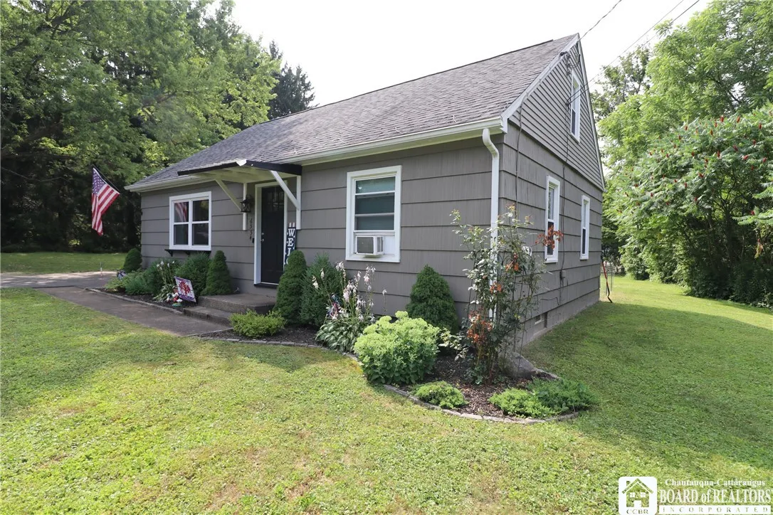6554 Sherwood Lane, Boston, New York 14025, Boston, New York 14025, 3 Bedrooms Bedrooms, 6 Rooms Rooms,1 BathroomBathrooms,Residential,For Sale,6554 Sherwood Lane, Boston, New York 14025,R1622498
