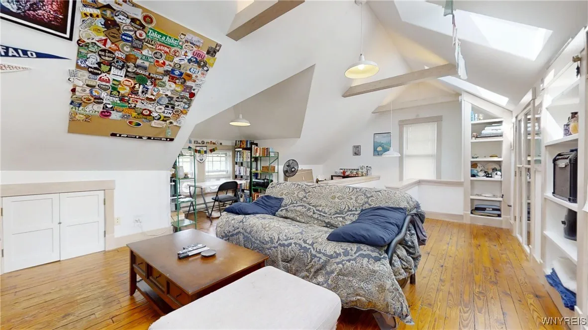 278 Washington Highway, Amherst, New York 14226, Amherst, New York 14226, 3 Bedrooms Bedrooms, 7 Rooms Rooms,1 BathroomBathrooms,Residential,For Sale,278 Washington Highway, Amherst, New York 14226,B1623238