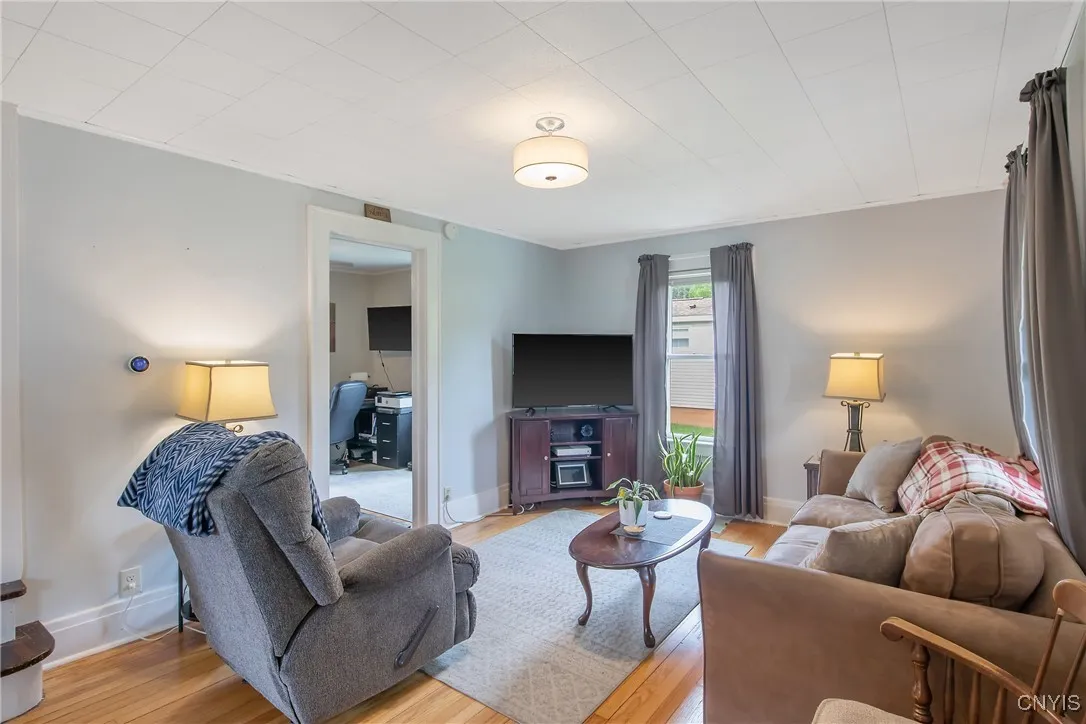 159 Merrell Road, Syracuse, New York 13219, Syracuse, New York 13219, 2 Bedrooms Bedrooms, 6 Rooms Rooms,1 BathroomBathrooms,Residential,For Sale,159 Merrell Road, Syracuse, New York 13219,S1622856