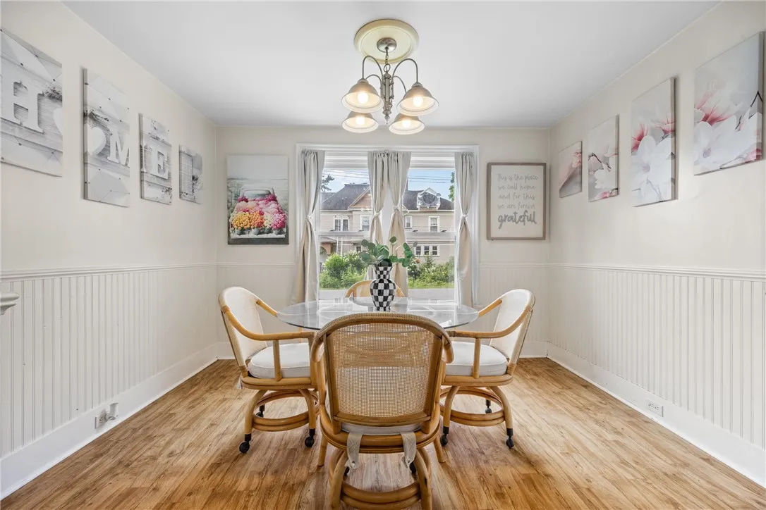 19 Troy Street, Seneca Falls, New York 13148, Seneca Falls, New York 13148, 3 Bedrooms Bedrooms, 7 Rooms Rooms,1 BathroomBathrooms,Residential,For Sale,19 Troy Street, Seneca Falls, New York 13148,R1622627