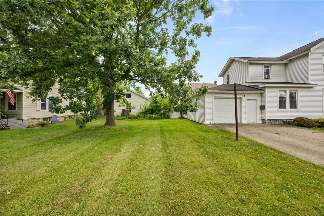 19 Troy Street, Seneca Falls, New York 13148, Seneca Falls, New York 13148, 3 Bedrooms Bedrooms, 7 Rooms Rooms,1 BathroomBathrooms,Residential,For Sale,19 Troy Street, Seneca Falls, New York 13148,R1622627