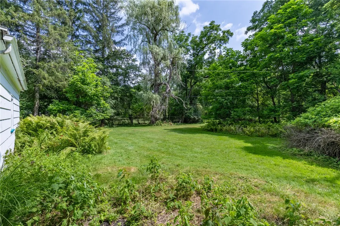 222 Long Meadow Circle, Pittsford, New York 14534, Pittsford, New York 14534, 3 Bedrooms Bedrooms, 8 Rooms Rooms,1 BathroomBathrooms,Residential,For Sale,222 Long Meadow Circle, Pittsford, New York 14534,R1622870