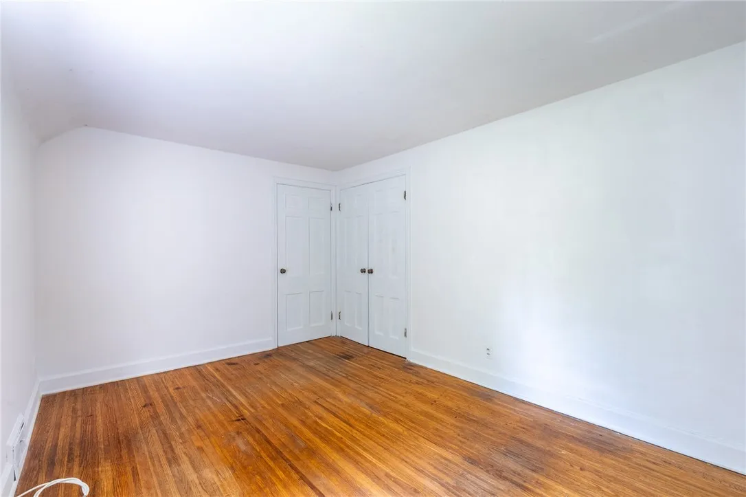 222 Long Meadow Circle, Pittsford, New York 14534, Pittsford, New York 14534, 3 Bedrooms Bedrooms, 8 Rooms Rooms,1 BathroomBathrooms,Residential,For Sale,222 Long Meadow Circle, Pittsford, New York 14534,R1622870