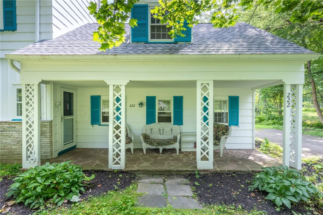 222 Long Meadow Circle, Pittsford, New York 14534, Pittsford, New York 14534, 3 Bedrooms Bedrooms, 8 Rooms Rooms,1 BathroomBathrooms,Residential,For Sale,222 Long Meadow Circle, Pittsford, New York 14534,R1622870