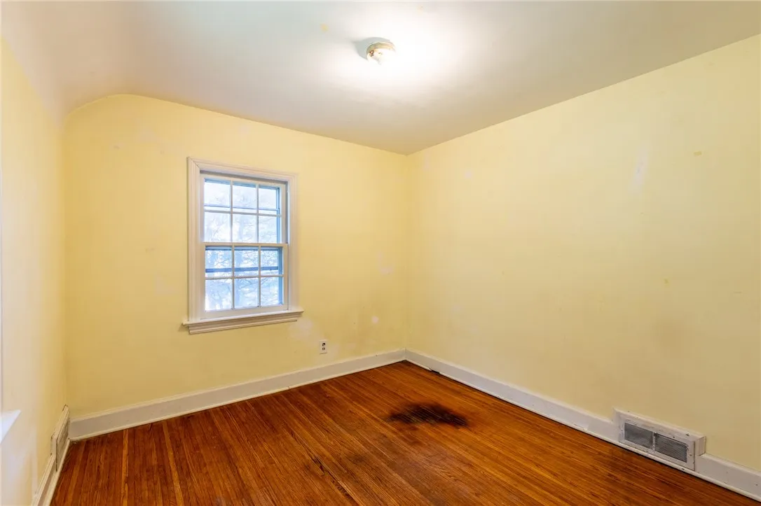222 Long Meadow Circle, Pittsford, New York 14534, Pittsford, New York 14534, 3 Bedrooms Bedrooms, 8 Rooms Rooms,1 BathroomBathrooms,Residential,For Sale,222 Long Meadow Circle, Pittsford, New York 14534,R1622870