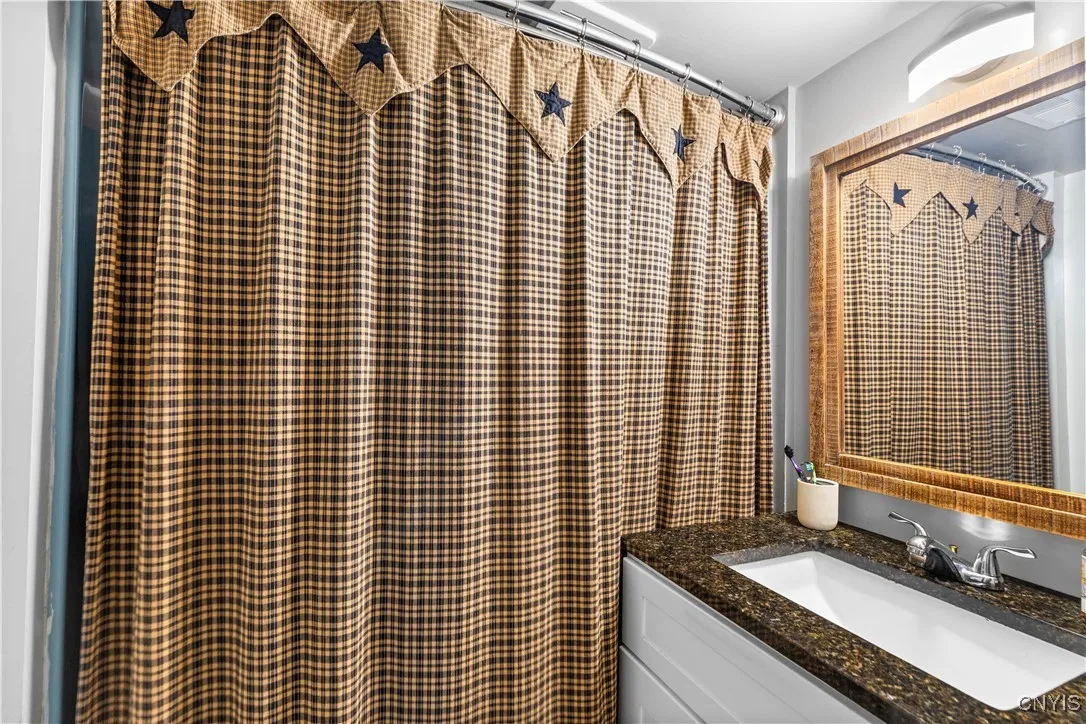 10030 Hillside, Marcy, New York 13403, Marcy, New York 13403, 3 Bedrooms Bedrooms, 7 Rooms Rooms,2 BathroomsBathrooms,Residential,For Sale,10030 Hillside, Marcy, New York 13403,S1621306