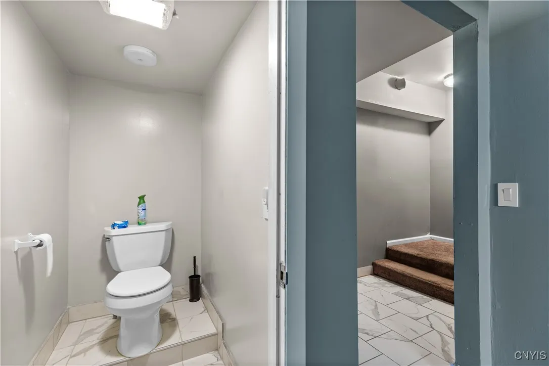 10030 Hillside, Marcy, New York 13403, Marcy, New York 13403, 3 Bedrooms Bedrooms, 7 Rooms Rooms,2 BathroomsBathrooms,Residential,For Sale,10030 Hillside, Marcy, New York 13403,S1621306