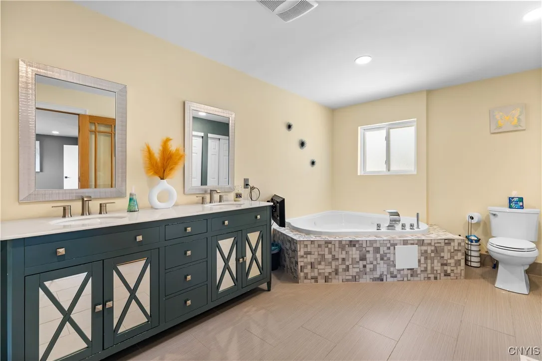 10030 Hillside, Marcy, New York 13403, Marcy, New York 13403, 3 Bedrooms Bedrooms, 7 Rooms Rooms,2 BathroomsBathrooms,Residential,For Sale,10030 Hillside, Marcy, New York 13403,S1621306