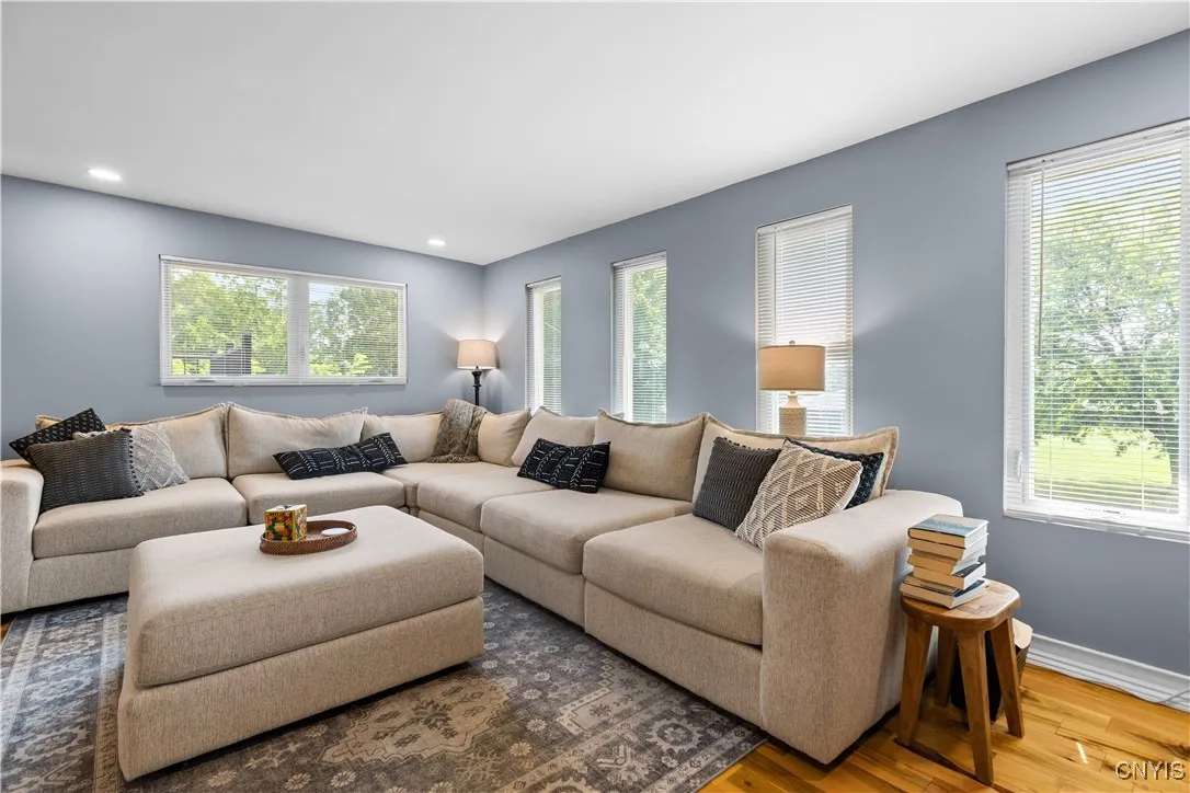 10030 Hillside, Marcy, New York 13403, Marcy, New York 13403, 3 Bedrooms Bedrooms, 7 Rooms Rooms,2 BathroomsBathrooms,Residential,For Sale,10030 Hillside, Marcy, New York 13403,S1621306