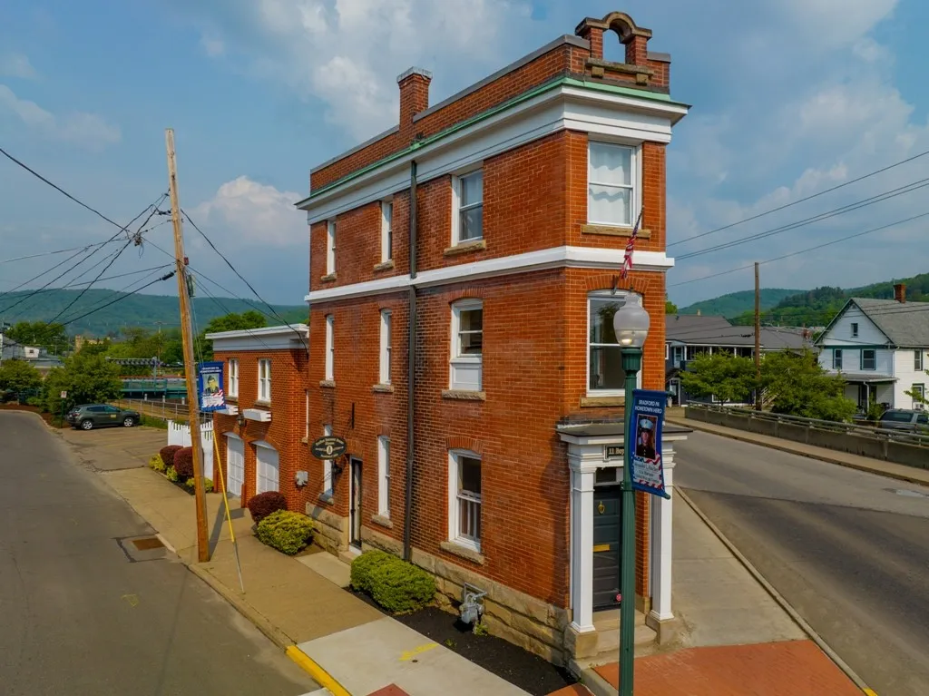 11 Boylston Street, Bradford City, Pennsylvania 16, Bradford City, Pennsylvania 16701, 2 Bedroom Bedrooms, 7 Room Rooms,1 BathroomBathrooms,Residential,For Sale,11 Boylston Street, Bradford City, Pennsylvania 16,0,R1622358
