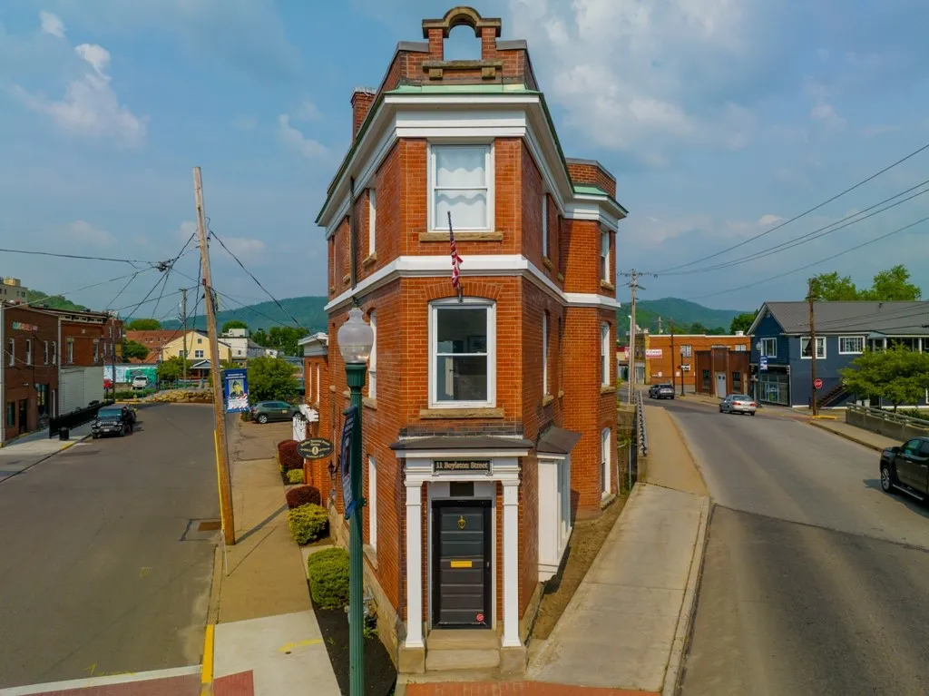 11 Boylston Street, Bradford City, Pennsylvania 16, Bradford City, Pennsylvania 16701, 2 Bedroom Bedrooms, 7 Room Rooms,1 BathroomBathrooms,Residential,For Sale,11 Boylston Street, Bradford City, Pennsylvania 16,0,R1622358
