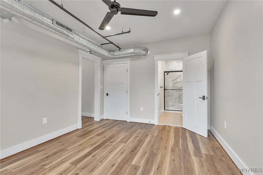 367 Connecticut Street 1, Buffalo, New York 14213, Buffalo, New York 14213, 2 Bedrooms Bedrooms, 10 Rooms Rooms,2 BathroomsBathrooms,Residential Lease,For Rent,367 Connecticut Street 1, Buffalo, New York 14213,B1622703