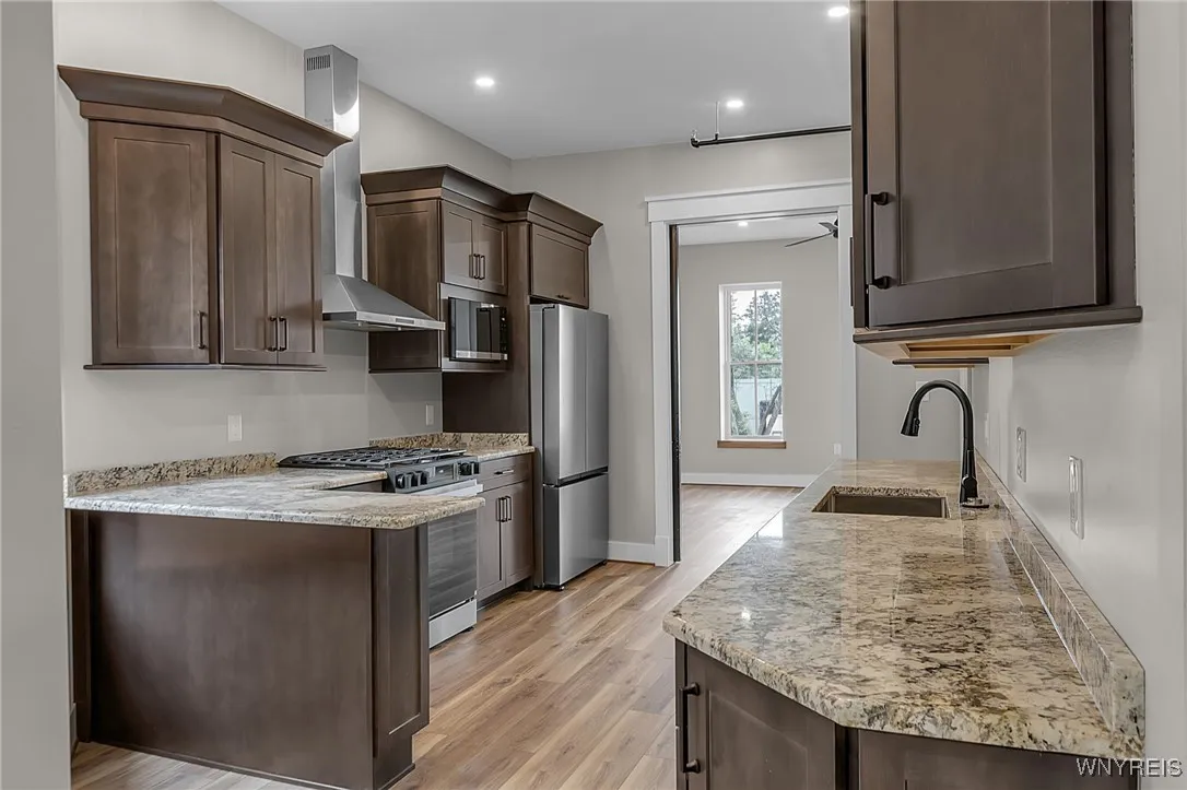 367 Connecticut Street 1, Buffalo, New York 14213, Buffalo, New York 14213, 2 Bedrooms Bedrooms, 10 Rooms Rooms,2 BathroomsBathrooms,Residential Lease,For Rent,367 Connecticut Street 1, Buffalo, New York 14213,B1622703