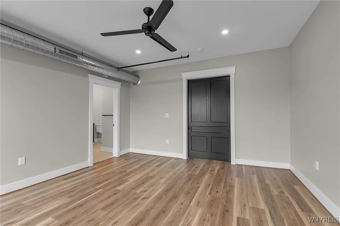 367 Connecticut Street 1, Buffalo, New York 14213, Buffalo, New York 14213, 2 Bedrooms Bedrooms, 10 Rooms Rooms,2 BathroomsBathrooms,Residential Lease,For Rent,367 Connecticut Street 1, Buffalo, New York 14213,B1622703