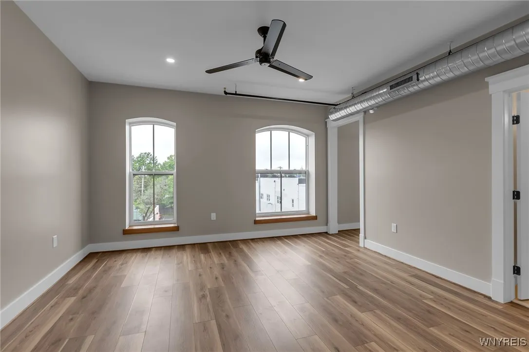 367 Connecticut Street 2, Buffalo, New York 14213, Buffalo, New York 14213, 2 Bedrooms Bedrooms, 10 Rooms Rooms,2 BathroomsBathrooms,Residential Lease,For Rent,367 Connecticut Street 2, Buffalo, New York 14213,B1622716