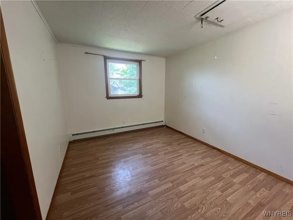 820 Cayuga Creek Road, Cheektowaga, New York 14227, Cheektowaga, New York 14227, 3 Bedrooms Bedrooms, 6 Rooms Rooms,1 BathroomBathrooms,Residential Lease,For Rent,820 Cayuga Creek Road, Cheektowaga, New York 14227,B1623355