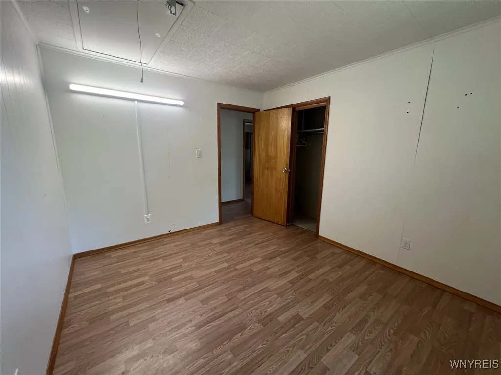 820 Cayuga Creek Road, Cheektowaga, New York 14227, Cheektowaga, New York 14227, 3 Bedrooms Bedrooms, 6 Rooms Rooms,1 BathroomBathrooms,Residential Lease,For Rent,820 Cayuga Creek Road, Cheektowaga, New York 14227,B1623355