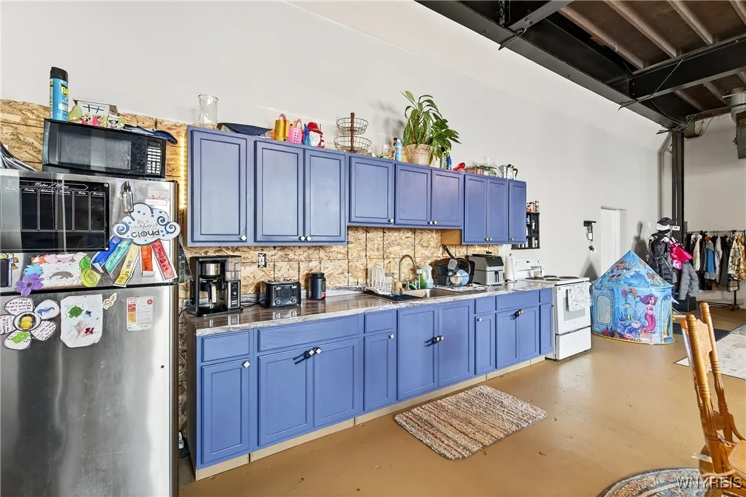 405 Rhode Island Street, Buffalo, New York 14213, Buffalo, New York 14213, ,Commercial Sale,For Sale,405 Rhode Island Street, Buffalo, New York 14213,B1623367