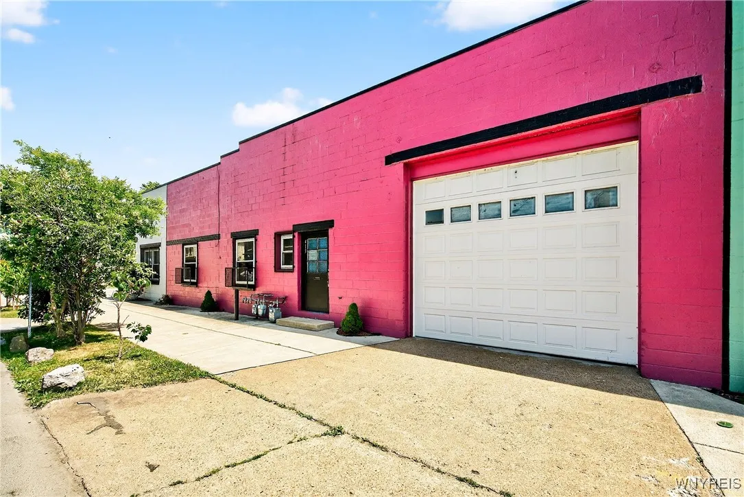 405 Rhode Island Street, Buffalo, New York 14213, Buffalo, New York 14213, ,Commercial Sale,For Sale,405 Rhode Island Street, Buffalo, New York 14213,B1623367