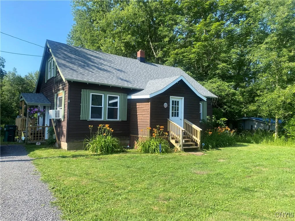 1107 County Route 3, Hannibal, New York 13074, Hannibal, New York 13074, 3 Bedrooms Bedrooms, 8 Rooms Rooms,1 BathroomBathrooms,Residential Lease,For Rent,1107 County Route 3, Hannibal, New York 13074,S1622479
