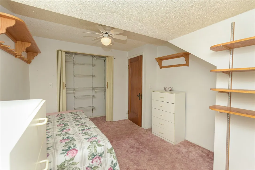 34 Cleverdale Road, Greece, New York 14616, Greece, New York 14616, 4 Bedrooms Bedrooms, 7 Rooms Rooms,2 BathroomsBathrooms,Residential,For Sale,34 Cleverdale Road, Greece, New York 14616,R1623204