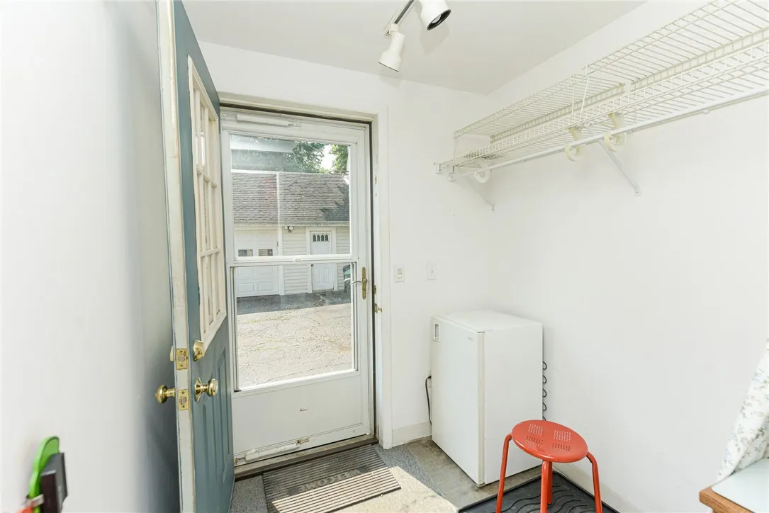 34 Cleverdale Road, Greece, New York 14616, Greece, New York 14616, 4 Bedrooms Bedrooms, 7 Rooms Rooms,2 BathroomsBathrooms,Residential,For Sale,34 Cleverdale Road, Greece, New York 14616,R1623204