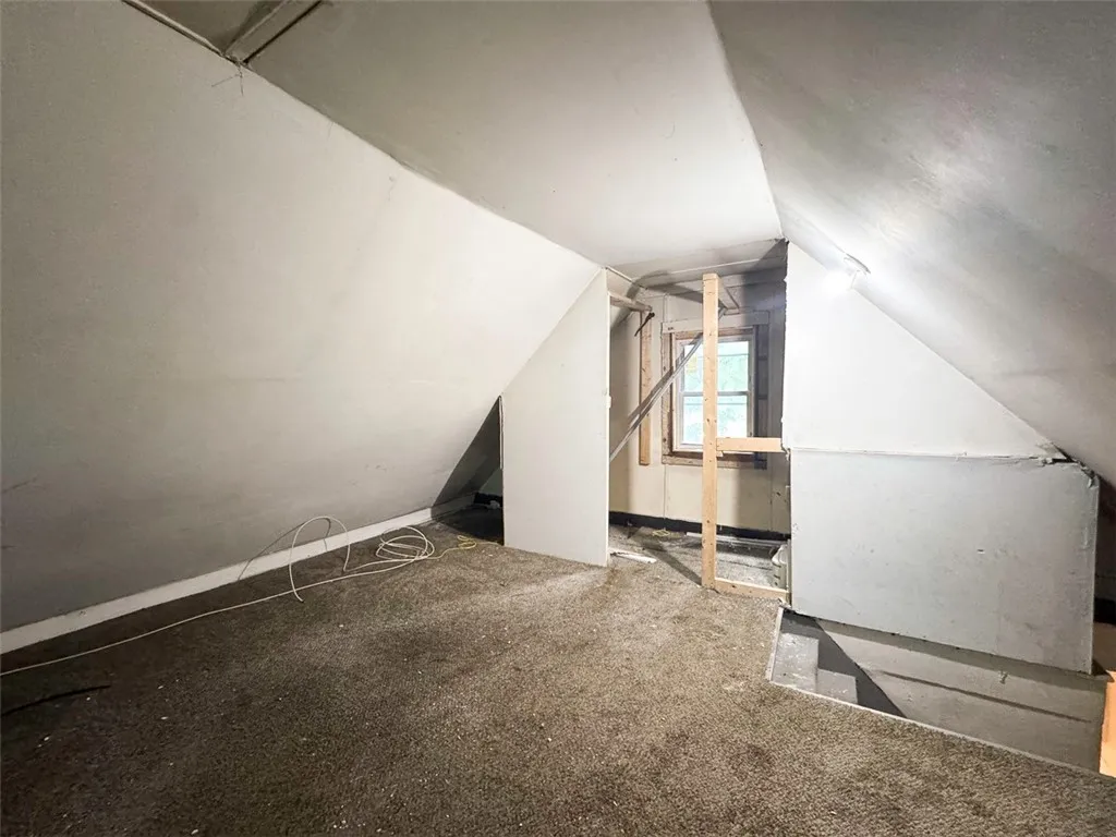 81 Kosciusko Street, Rochester, New York 14621, Rochester, New York 14621, 2 Bedrooms Bedrooms, 6 Rooms Rooms,1 BathroomBathrooms,Residential,For Sale,81 Kosciusko Street, Rochester, New York 14621,R1621904