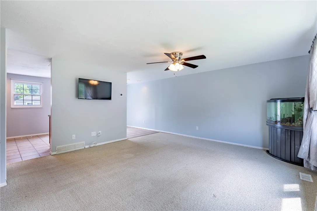 3382 Pennyroyal Court, Walworth, New York 14568, Walworth, New York 14568, 3 Bedrooms Bedrooms, 6 Rooms Rooms,1 BathroomBathrooms,Residential,For Sale,3382 Pennyroyal Court, Walworth, New York 14568,R1623122
