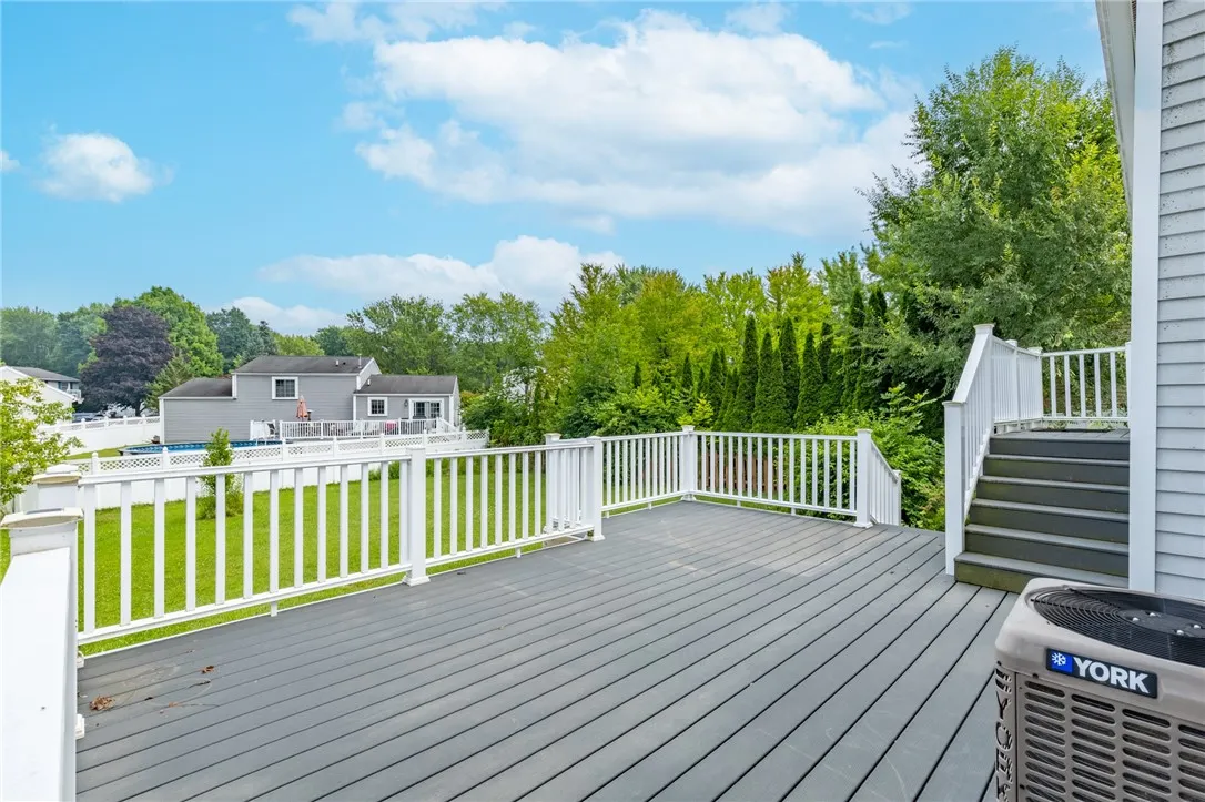 3382 Pennyroyal Court, Walworth, New York 14568, Walworth, New York 14568, 3 Bedrooms Bedrooms, 6 Rooms Rooms,1 BathroomBathrooms,Residential,For Sale,3382 Pennyroyal Court, Walworth, New York 14568,R1623122