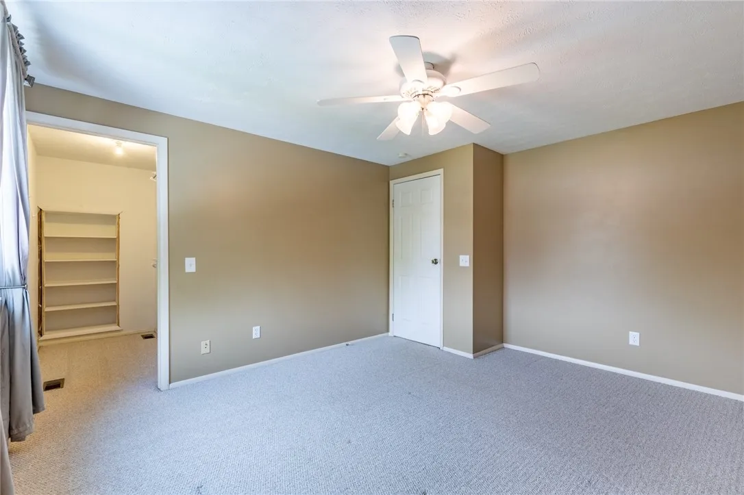 3382 Pennyroyal Court, Walworth, New York 14568, Walworth, New York 14568, 3 Bedrooms Bedrooms, 6 Rooms Rooms,1 BathroomBathrooms,Residential,For Sale,3382 Pennyroyal Court, Walworth, New York 14568,R1623122