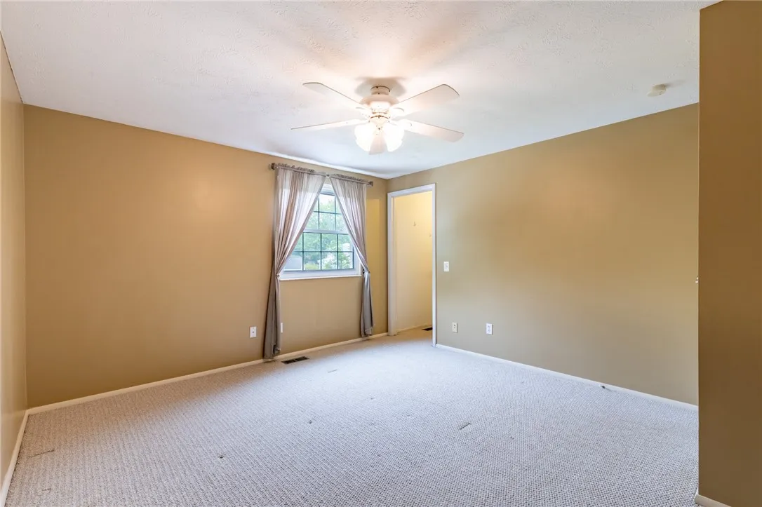 3382 Pennyroyal Court, Walworth, New York 14568, Walworth, New York 14568, 3 Bedrooms Bedrooms, 6 Rooms Rooms,1 BathroomBathrooms,Residential,For Sale,3382 Pennyroyal Court, Walworth, New York 14568,R1623122