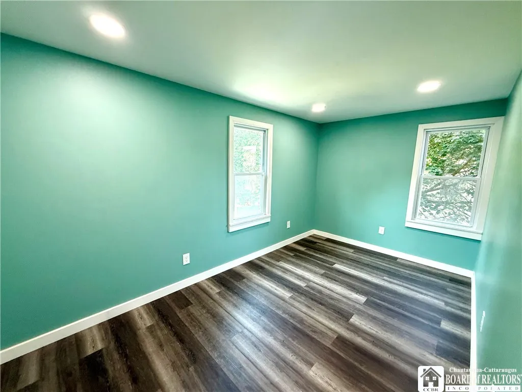 1338 Newland Avenue, Jamestown, New York 14701, Jamestown, New York 14701, 3 Bedrooms Bedrooms, 9 Rooms Rooms,2 BathroomsBathrooms,Residential,For Sale,1338 Newland Avenue, Jamestown, New York 14701,R1623364