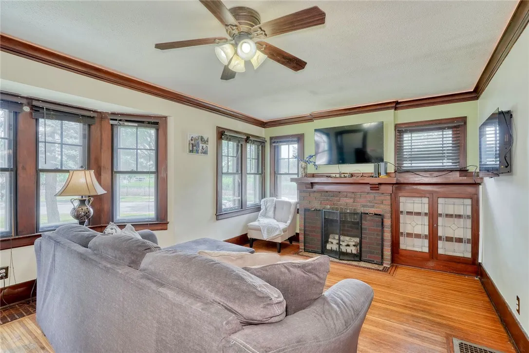 440 Genesee Park Boulevard, Rochester, New York 14, Rochester, New York 14619, 3 Bedrooms Bedrooms, 7 Rooms Rooms,1 BathroomBathrooms,Residential,For Sale,440 Genesee Park Boulevard, Rochester, New York 14,R1621407