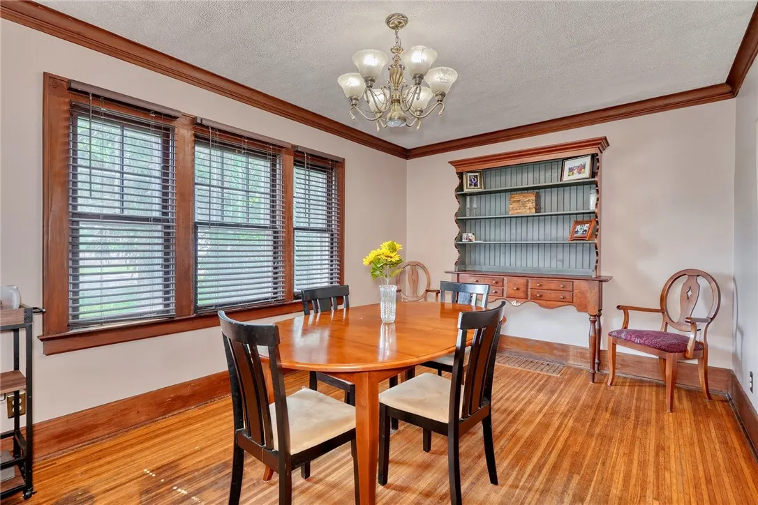 440 Genesee Park Boulevard, Rochester, New York 14, Rochester, New York 14619, 3 Bedrooms Bedrooms, 7 Rooms Rooms,1 BathroomBathrooms,Residential,For Sale,440 Genesee Park Boulevard, Rochester, New York 14,R1621407