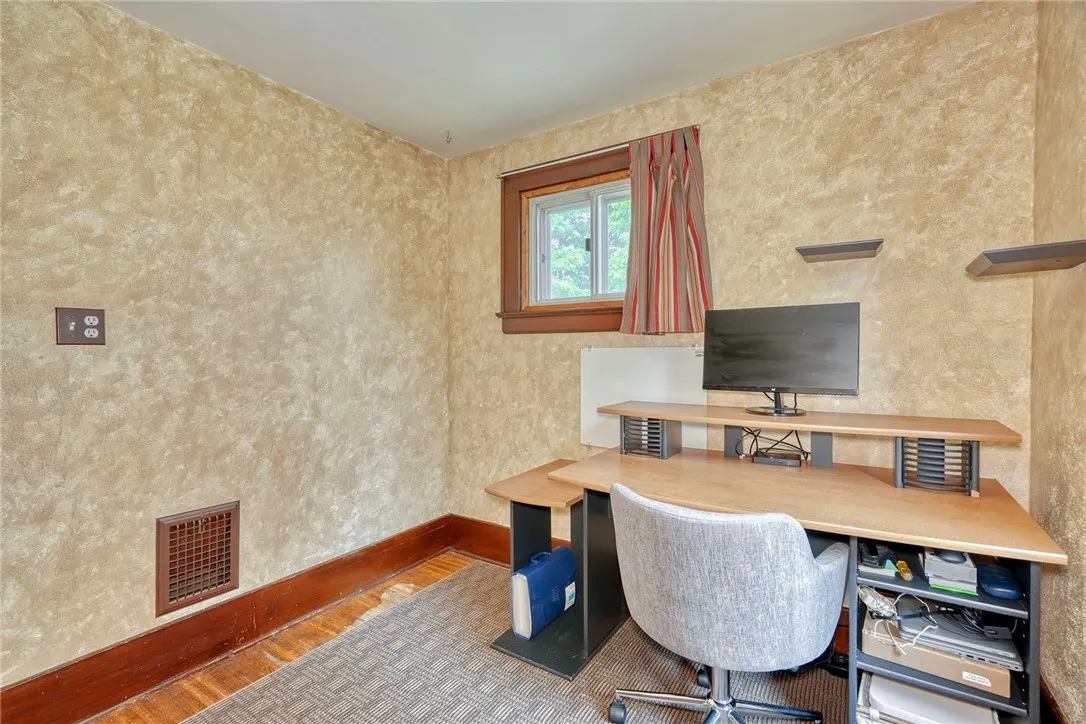 440 Genesee Park Boulevard, Rochester, New York 14, Rochester, New York 14619, 3 Bedrooms Bedrooms, 7 Rooms Rooms,1 BathroomBathrooms,Residential,For Sale,440 Genesee Park Boulevard, Rochester, New York 14,R1621407