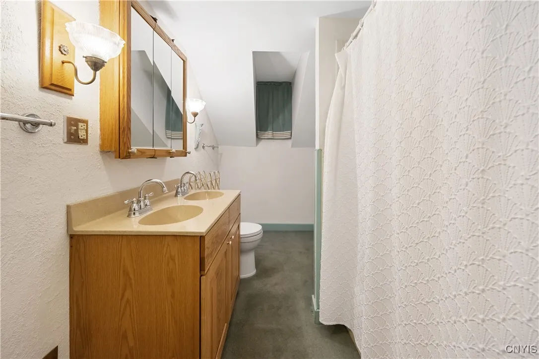 8362 State Route 13, Lenox, New York 13032, Lenox, New York 13032, 3 Bedrooms Bedrooms, 8 Rooms Rooms,2 BathroomsBathrooms,Residential,For Sale,8362 State Route 13, Lenox, New York 13032,S1622529