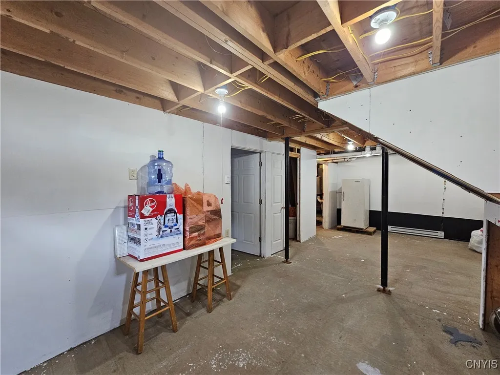 1128 West Street, Utica, New York 13501, Utica, New York 13501, 4 Bedrooms Bedrooms, 9 Rooms Rooms,3 BathroomsBathrooms,Residential,For Sale,1128 West Street, Utica, New York 13501,S1623307