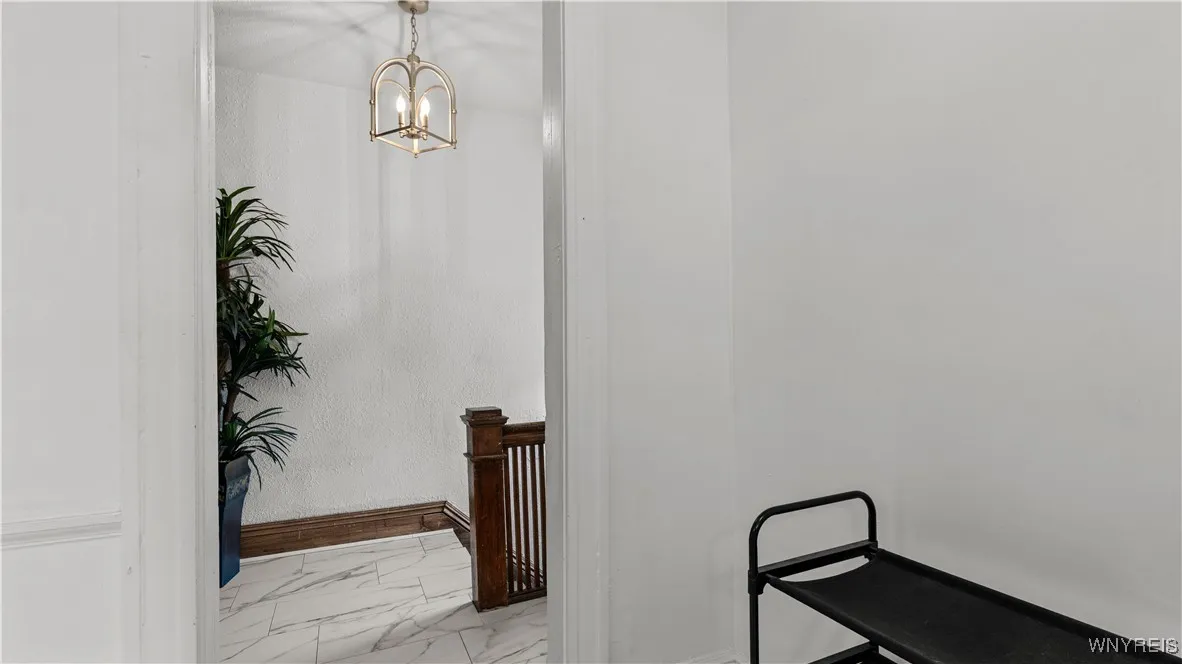 59 Inwood Place, Buffalo, New York 14209, Buffalo, New York 14209, 8 Bedrooms Bedrooms, ,3 BathroomsBathrooms,Residential,For Sale,59 Inwood Place, Buffalo, New York 14209,B1612532