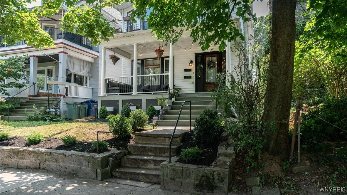 59 Inwood Place, Buffalo, New York 14209, Buffalo, New York 14209, 8 Bedrooms Bedrooms, ,3 BathroomsBathrooms,Residential,For Sale,59 Inwood Place, Buffalo, New York 14209,B1612532