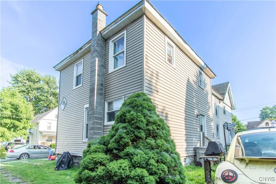 218 South Rutland Street, Watertown City, New York, Watertown City, New York 13601, 3 Bedrooms Bedrooms, 6 Rooms Rooms,1 BathroomBathrooms,Residential,For Sale,218 South Rutland Street, Watertown City, New York,S1623301