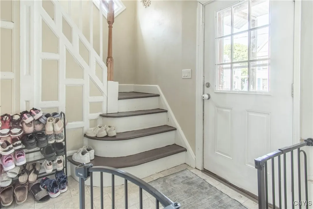 218 South Rutland Street, Watertown City, New York, Watertown City, New York 13601, 3 Bedrooms Bedrooms, 6 Rooms Rooms,1 BathroomBathrooms,Residential,For Sale,218 South Rutland Street, Watertown City, New York,S1623301