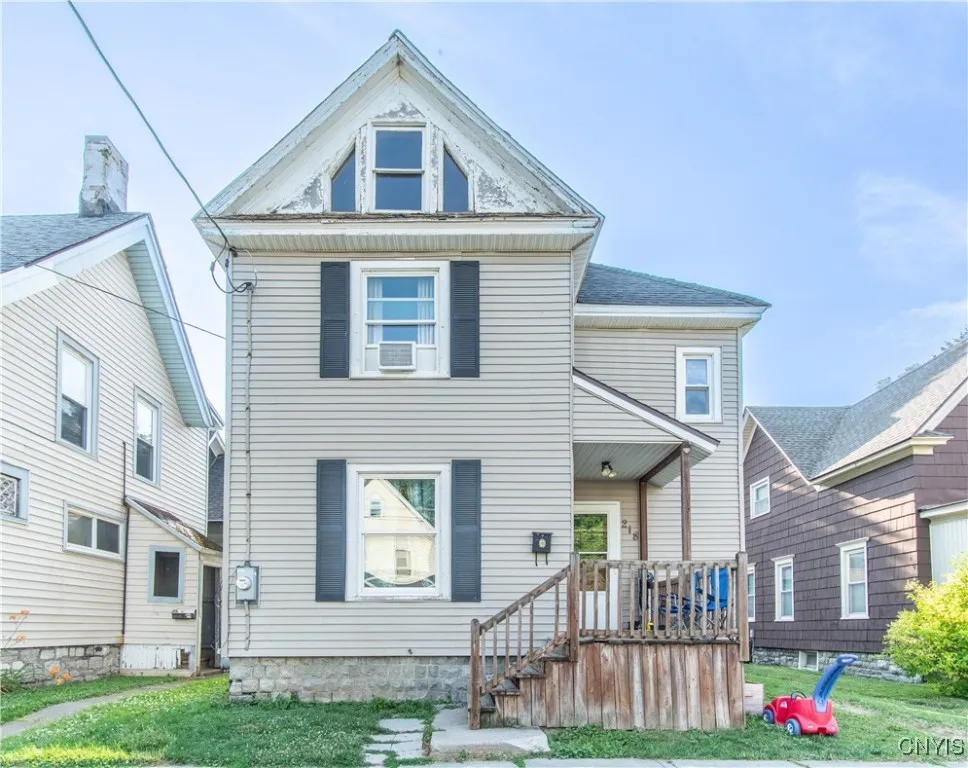 218 South Rutland Street, Watertown City, New York, Watertown City, New York 13601, 3 Bedrooms Bedrooms, 6 Rooms Rooms,1 BathroomBathrooms,Residential,For Sale,218 South Rutland Street, Watertown City, New York,S1623301