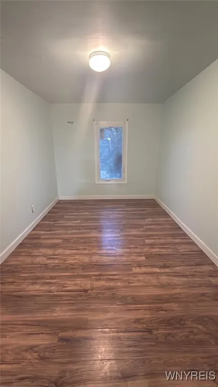 486 20th Street, Niagara Falls, New York 14303, Niagara Falls, New York 14303, 4 Bedrooms Bedrooms, 8 Rooms Rooms,1 BathroomBathrooms,Residential,For Sale,486 20th Street, Niagara Falls, New York 14303,B1623353