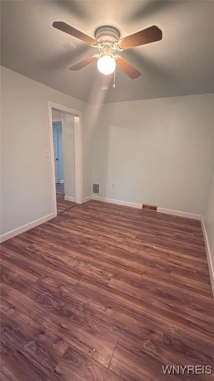 486 20th Street, Niagara Falls, New York 14303, Niagara Falls, New York 14303, 4 Bedrooms Bedrooms, 8 Rooms Rooms,1 BathroomBathrooms,Residential,For Sale,486 20th Street, Niagara Falls, New York 14303,B1623353