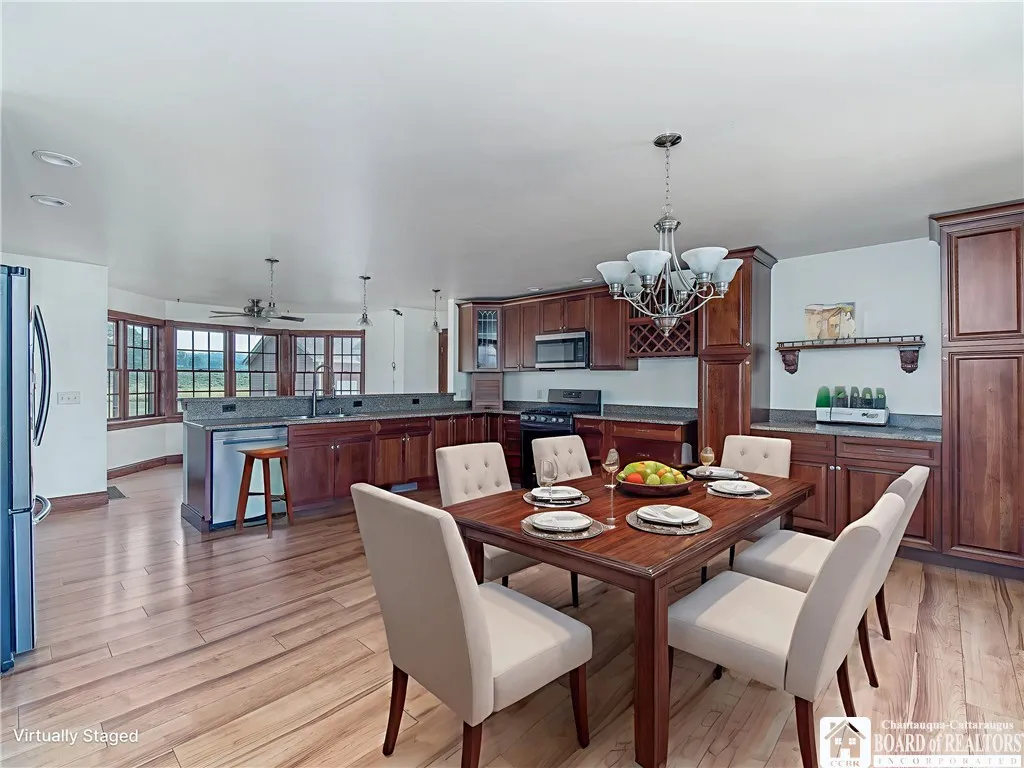 Dining Area - Virtually Staged