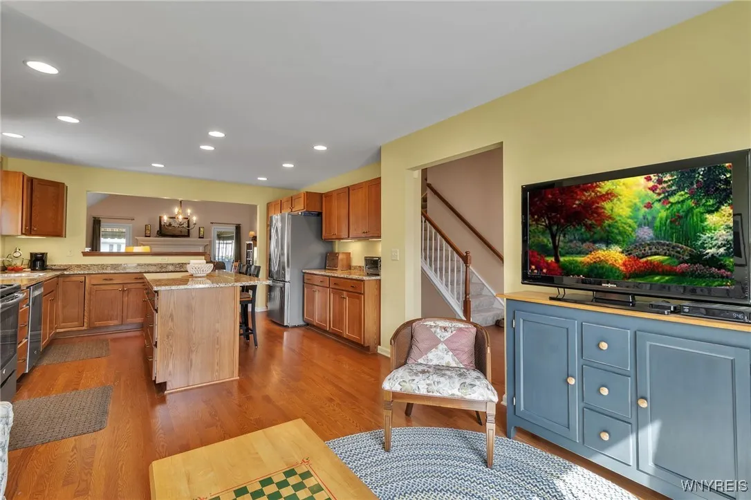 18 Lakeview Court N, Elma, New York 14059, Elma, New York 14059, 3 Bedrooms Bedrooms, 7 Rooms Rooms,2 BathroomsBathrooms,Residential,For Sale,18 Lakeview Court N, Elma, New York 14059,B1622878
