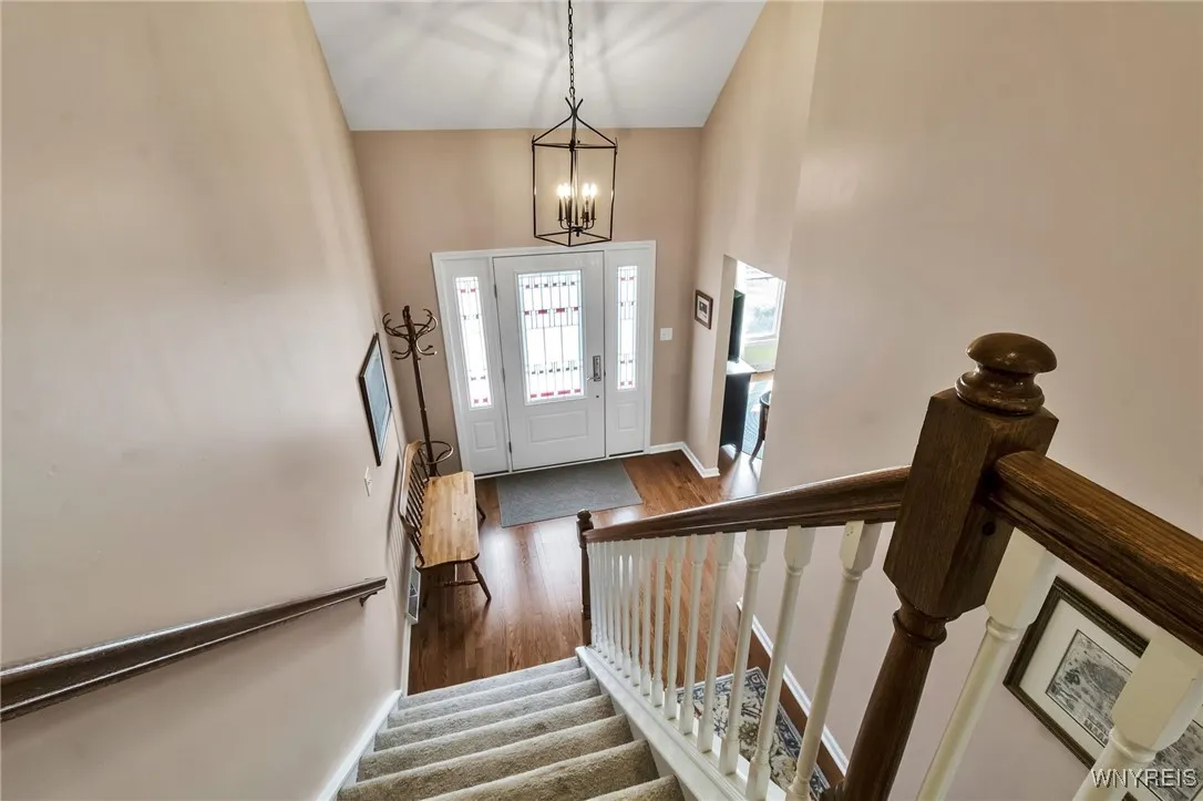 18 Lakeview Court N, Elma, New York 14059, Elma, New York 14059, 3 Bedrooms Bedrooms, 7 Rooms Rooms,2 BathroomsBathrooms,Residential,For Sale,18 Lakeview Court N, Elma, New York 14059,B1622878