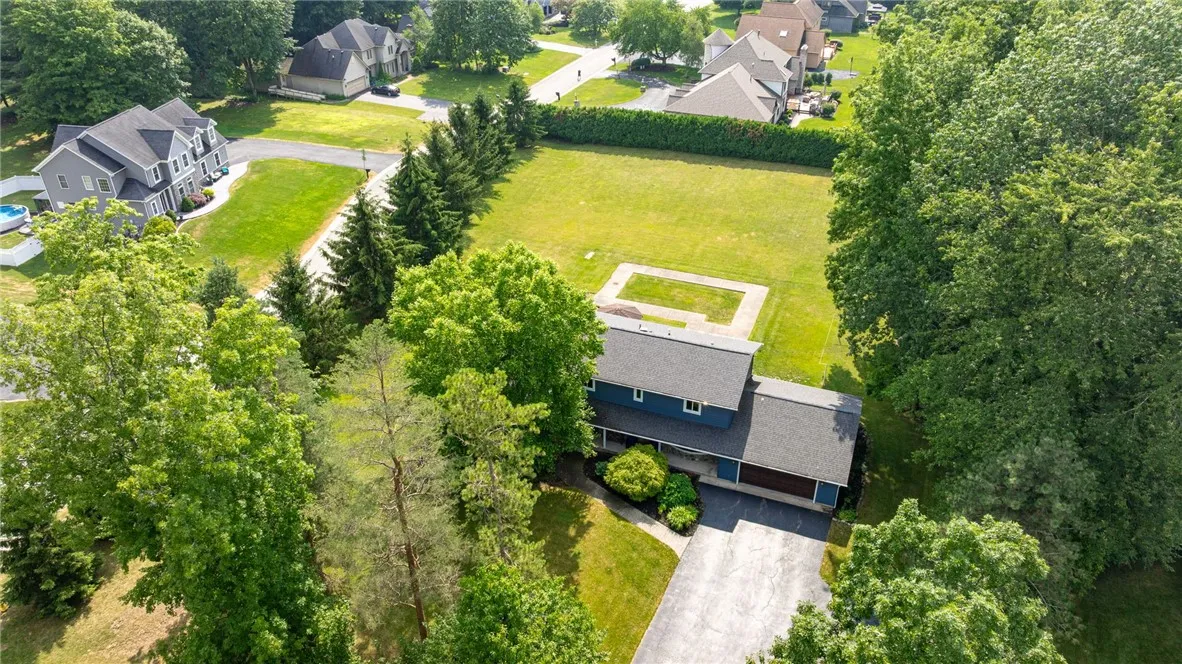 271 Belvista Drive, Penfield, New York 14625, Penfield, New York 14625, 4 Bedrooms Bedrooms, 11 Rooms Rooms,3 BathroomsBathrooms,Residential,Closed,271 Belvista Drive, Penfield, New York 14625,0,R1622430