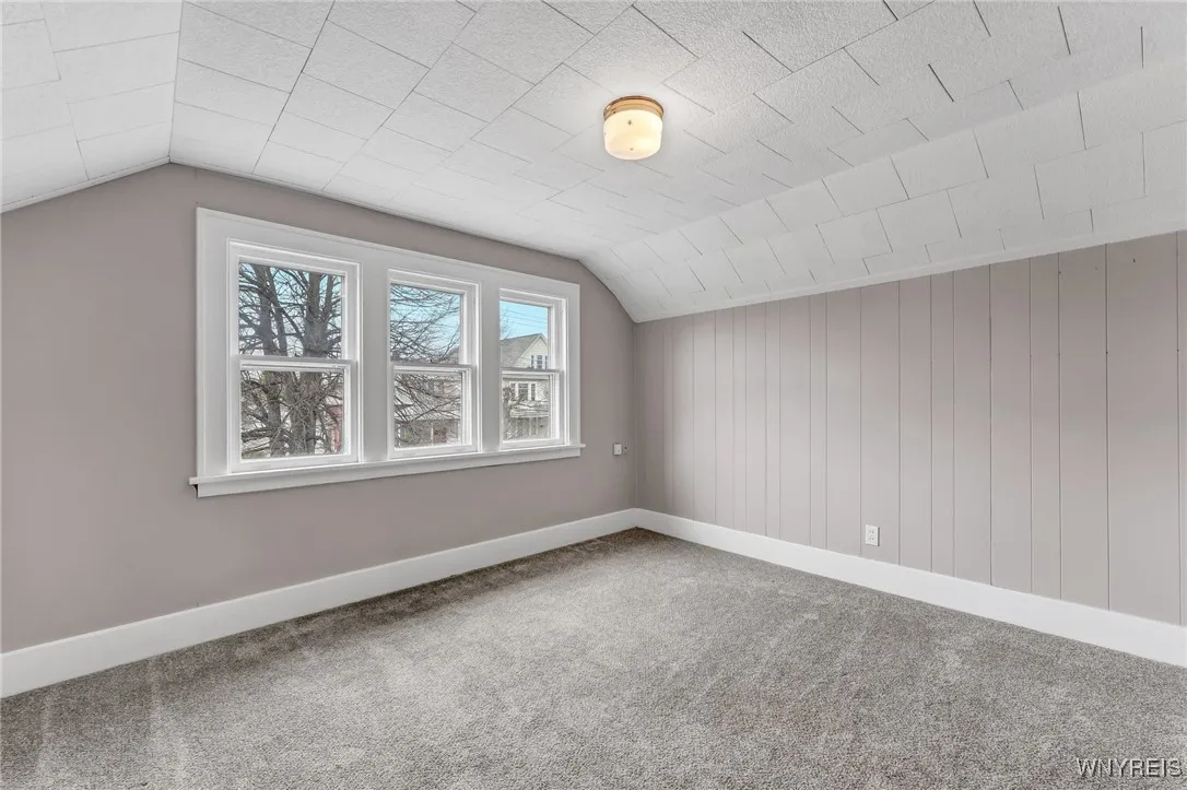 355 South Ogden Street, Buffalo, New York 14206, Buffalo, New York 14206, 3 Bedrooms Bedrooms, 9 Rooms Rooms,1 BathroomBathrooms,Residential Lease,For Rent,355 South Ogden Street, Buffalo, New York 14206,B1620989